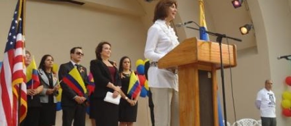 A las 5:00 de la tarde (hora local), la Canciller María Ángela Holguín inaugurará el Consulado General de Colombia en Orlando. Foto: Cancillería.