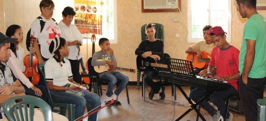 Consulado de Colombia en Maracaibo visitó a los niños de la Orquesta Binacional Infantil 