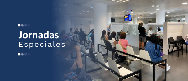 Banner de jornadas especiales realizado con una imagen de archivo que muestra a varias personas en una oficina consular