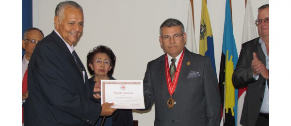 Consulado de Colombia en Maracaibo recibió un reconocimiento por parte de la Cruz Roja venezolana 